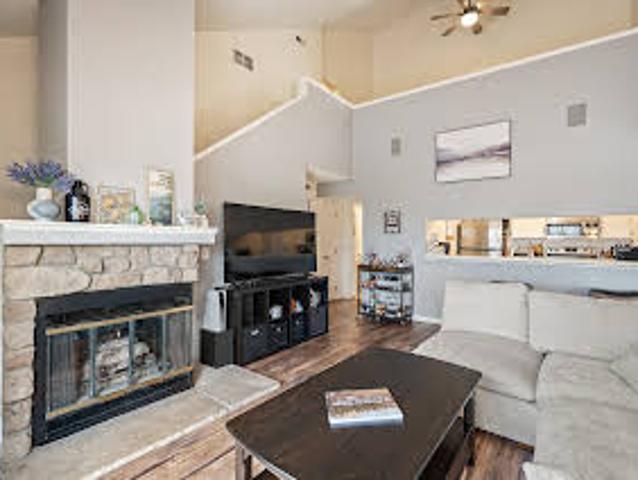 House for sale in Lakewood House for sale in Lakewood