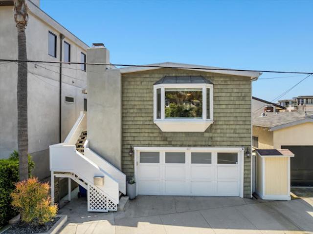 House for sale in Manhattan Beach, California