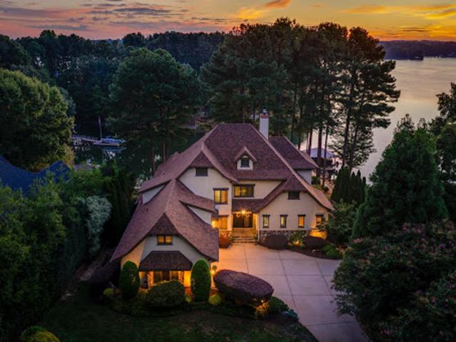 House for sale in Sherrills Ford, Catawba County