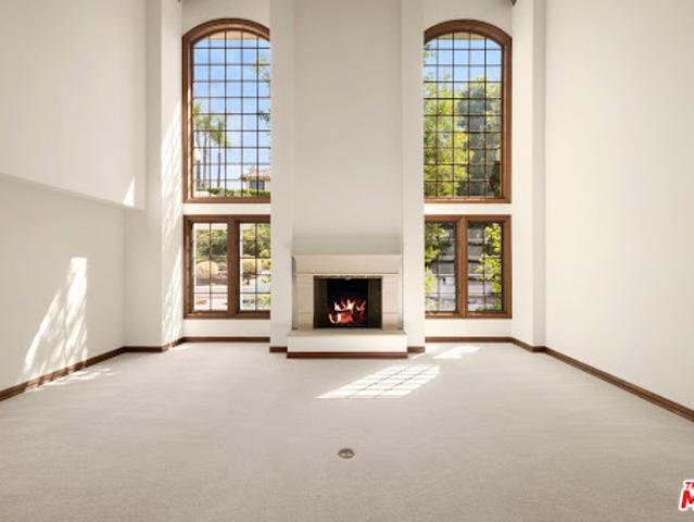 House for sale in Canoga Park, California