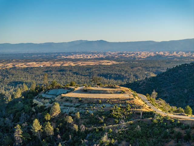 House for sale in Shasta, California