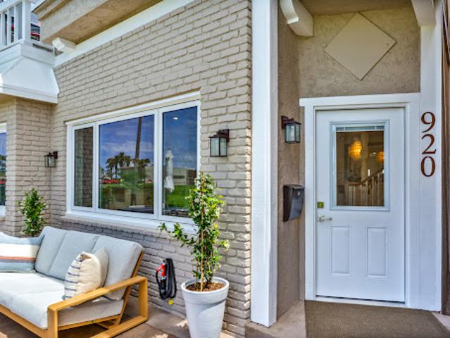 House for sale in Corona Del Mar, California