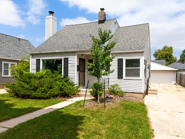 House for sale in Milwaukee, Wisconsin