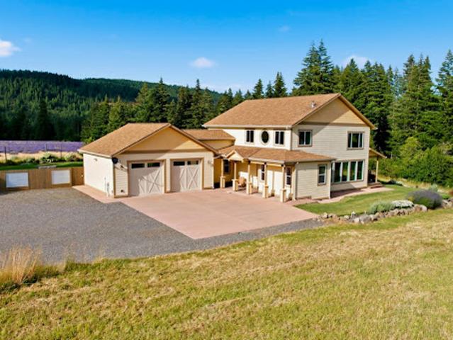 House for sale in Oregonia