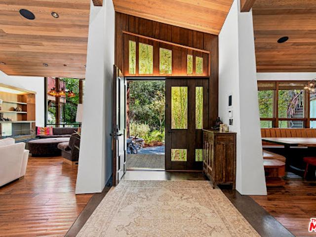 House for sale in Sherman Oaks Neighborhood Council District, Los Angeles