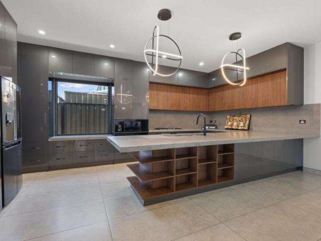 House for sale in Highlands, Melbourne