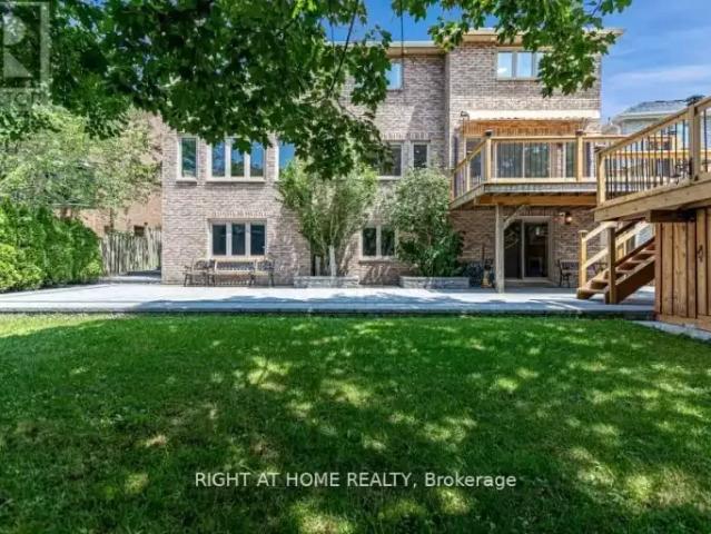 House for rent in Richmond Hill, Golden Horseshoe