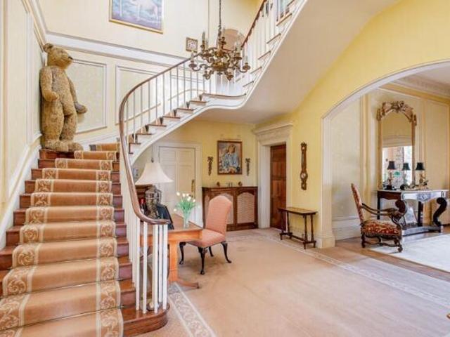 House for sale in Navestock Side, Essex