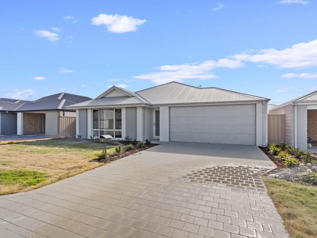 House for rent in Secret Harbour, Western Australia