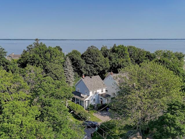 House for sale in Beaconsfield, Quebec