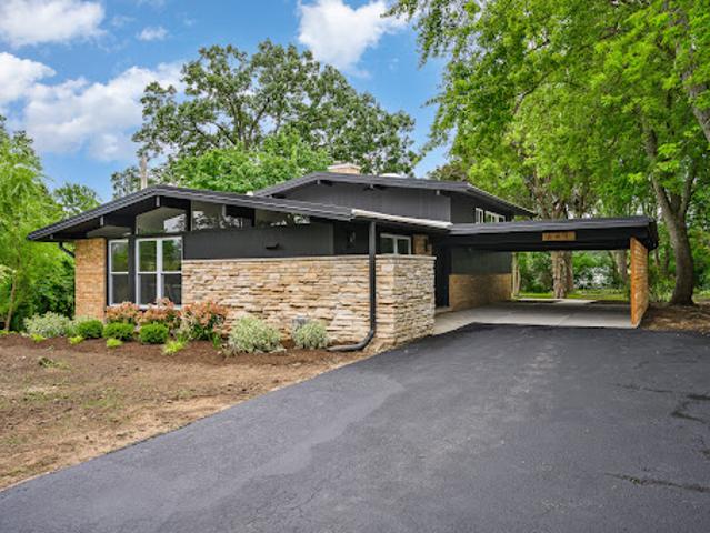 House for sale in Highland Park
