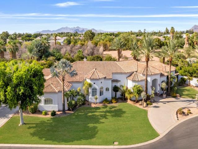 House for sale in Mesa