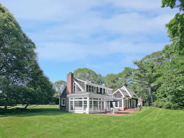 House for sale in Wainscott, New York