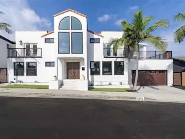 House for sale in Canoga Park, California