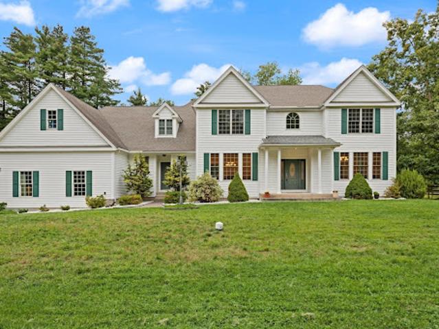 House for sale in Boxborough, Middlesex County