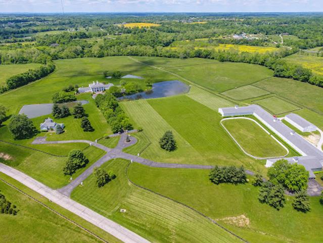 House for sale in La Grange, Kentucky