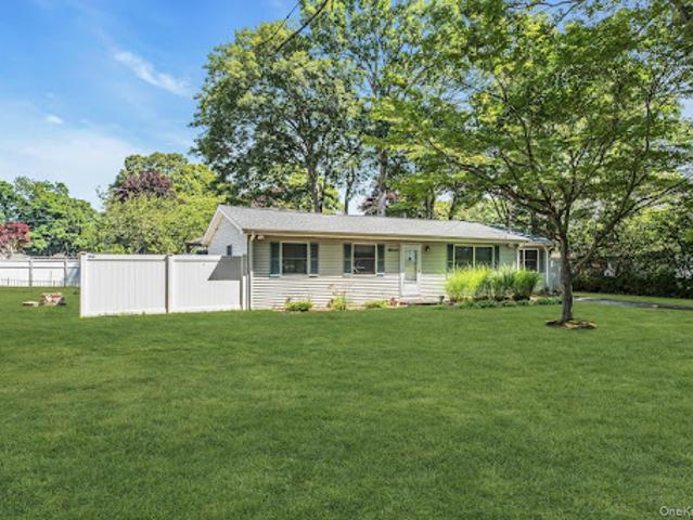 House for sale in Centereach, New York