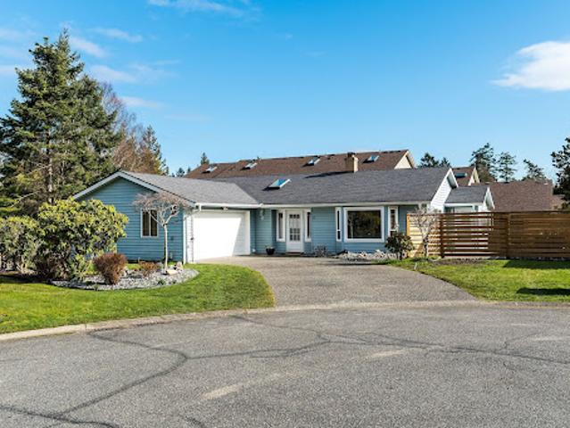 House for sale in Brentwood Bay, British Columbia