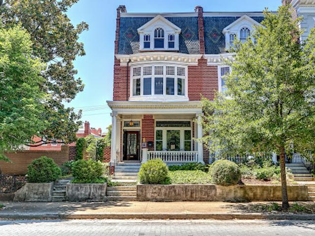 House for sale in Virginia