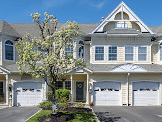 House for sale in Patchogue House for sale in Patchogue