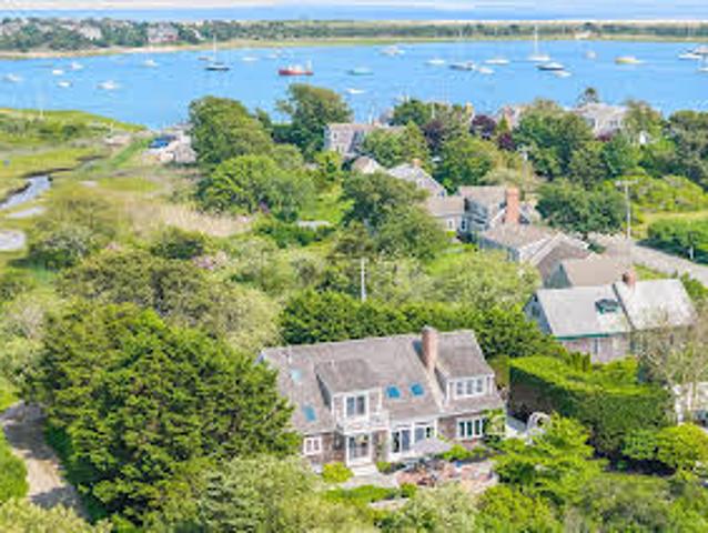 House for sale in Chatham