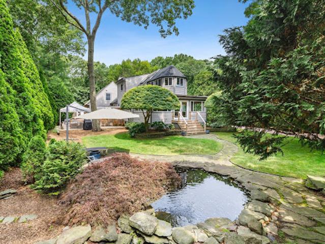 House for sale in Wainscott, New York