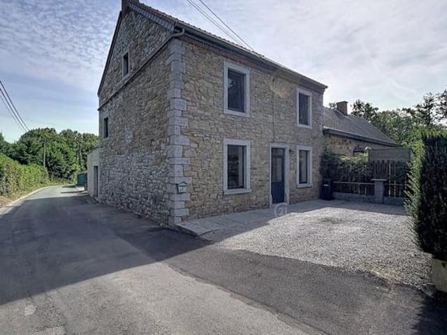 Maison location à Mettet, Wallonie