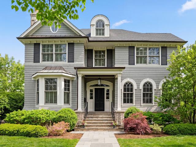 House for sale in Wilmette, Illinois