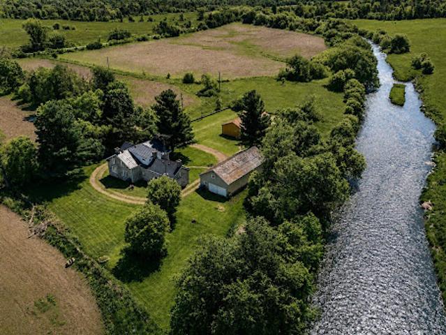 House for sale in Hinchinbrooke, Quebec