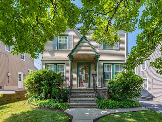 House for sale in Wood Ridge, New Jersey