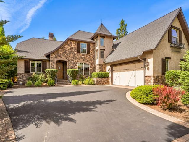 House for sale in Bend, Deschutes County