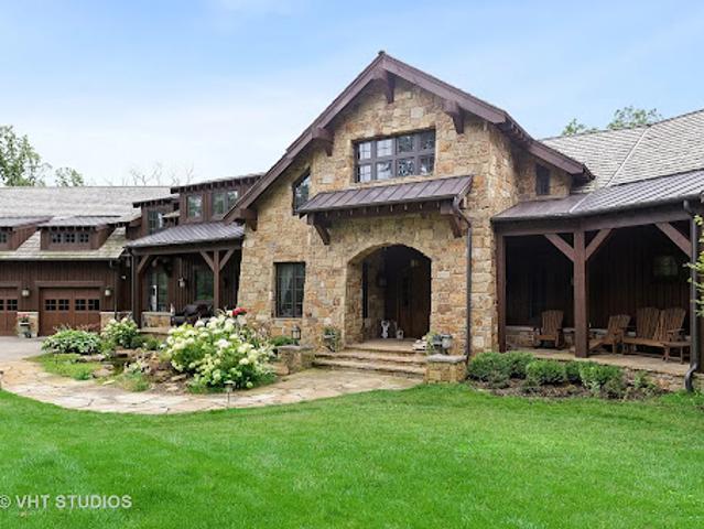 House for sale in Elgin, Illinois