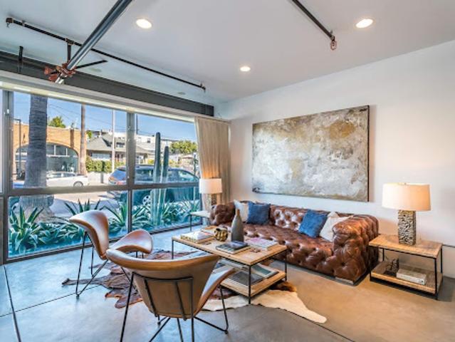 House for rent in Canoga Park, California