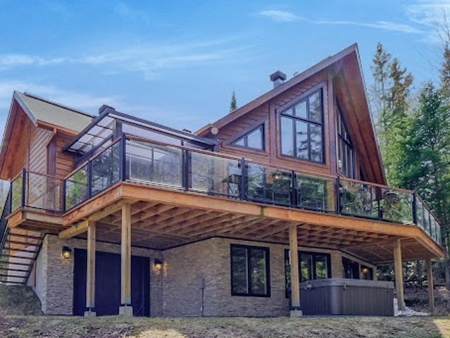 House for sale in Sainte-marguerite-du-lac-masson, Quebec