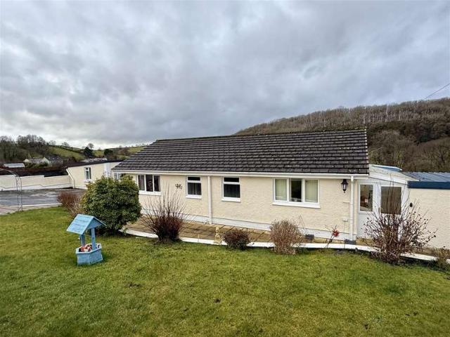 House for sale in Cribyn, Wales