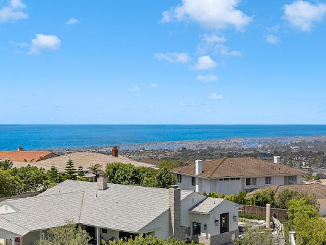 House for sale in Corona Del Mar, California