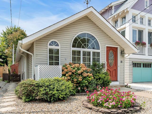 House for sale in Monmouth, New Jersey