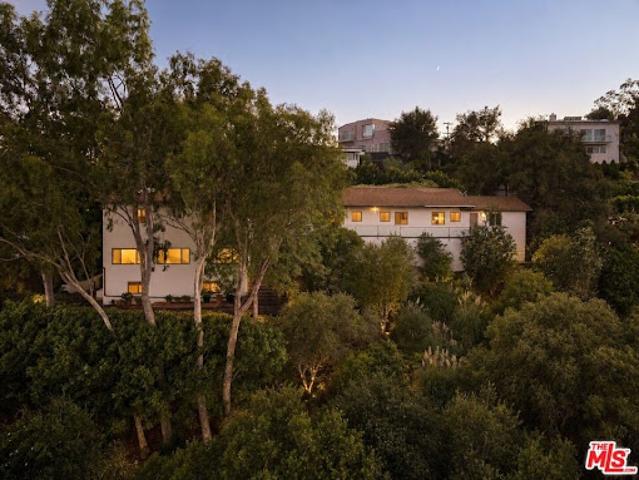 House for sale in Canoga Park, California