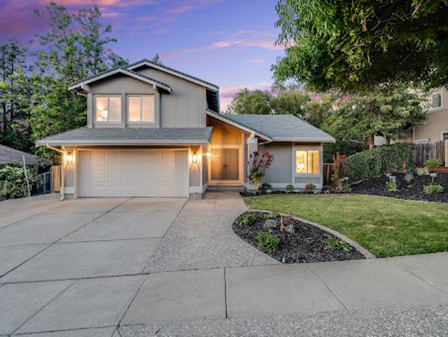 House for sale in Fremont