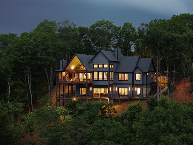 House for sale in Mineral Bluff