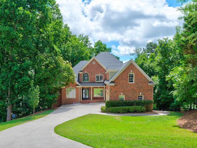 House for sale in Alpharetta, Fulton County