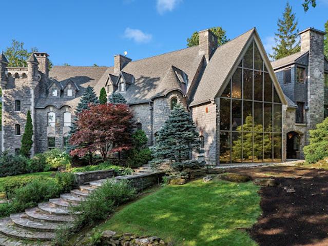 House for sale in Senneville, Quebec