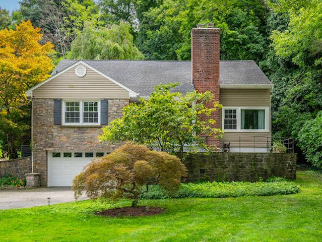House for sale in Scarsdale, New York
