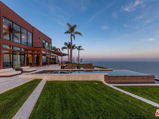 House for sale in Malibu, California