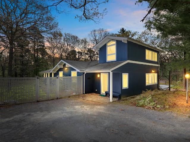 House for sale in Wainscott, New York