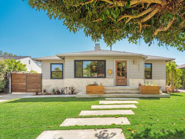House for sale in Canoga Park, California