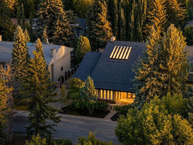 House for sale in Northwest, Alberta