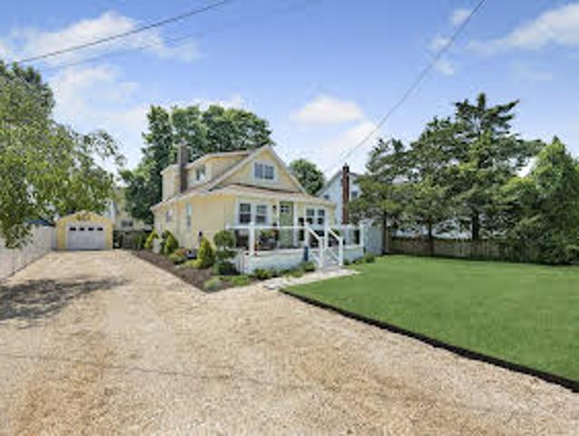 House for sale in Sayville