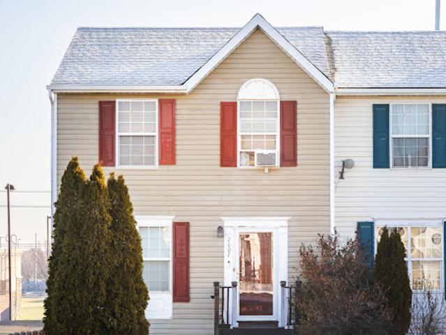 House for sale in West Valley City, Utah