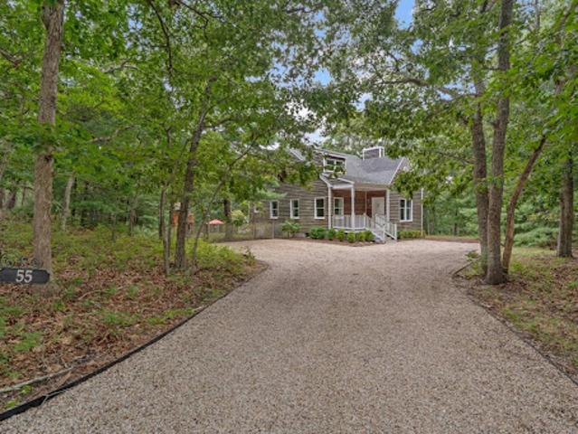 House for sale in Wainscott, New York